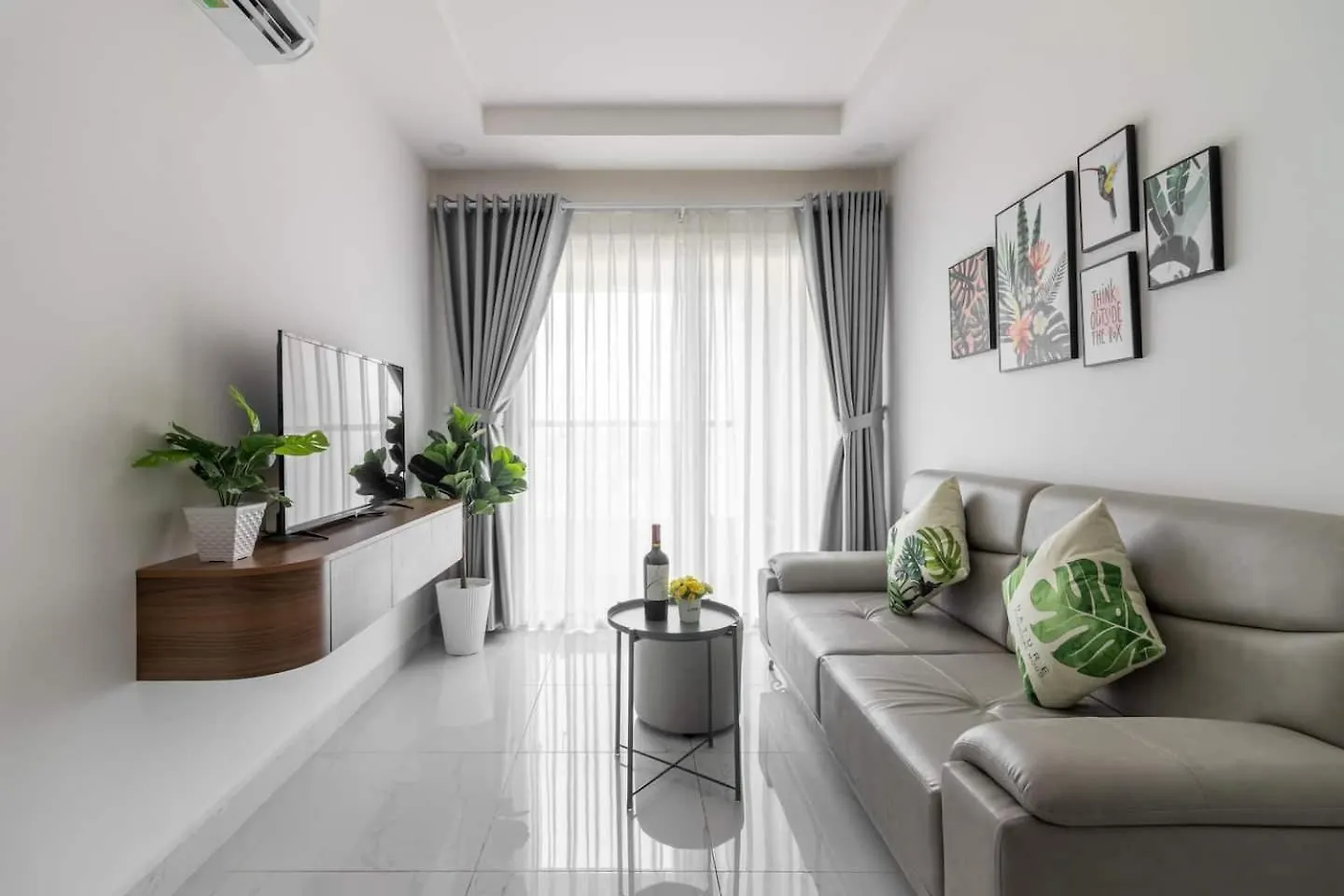Terra Royal Apartment D3 - 1 2 Bedroom At City Center Ho Chi Minh City 0*,  Vietnam