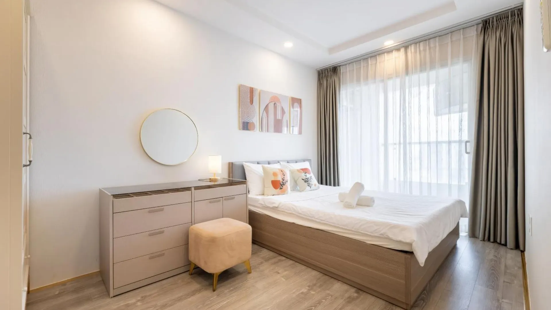 Terra Royal Apartment D3 - 1 2 Bedroom At City Center 胡志明市